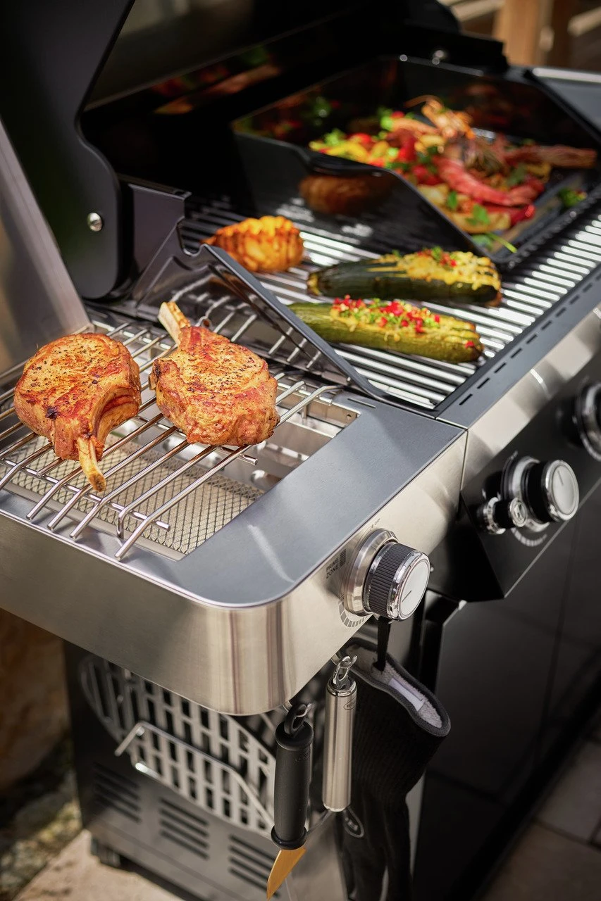 Rösle BBQ-Station 2022 Videro G4-S Vario+ Mit Abdeckhaube 19 Rösle BBQ-Station 2022 Videro G4-S Vario+ Mit Abdeckhaube – Bild 17